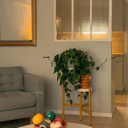 Appartement 3-room For 6 People In Port Vauban